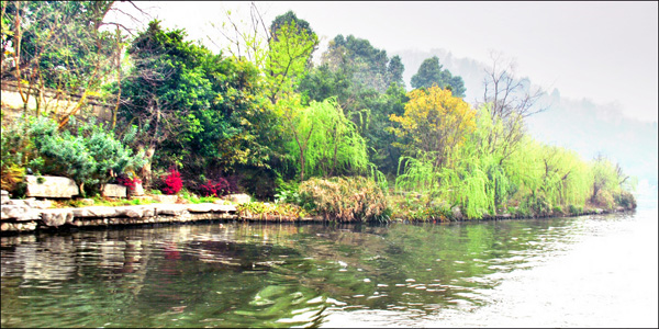 Attractive Taohua River